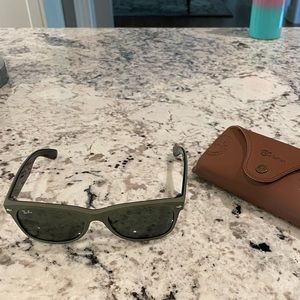 Ray-Ban army Green Matte New Wayferer Sunglasses